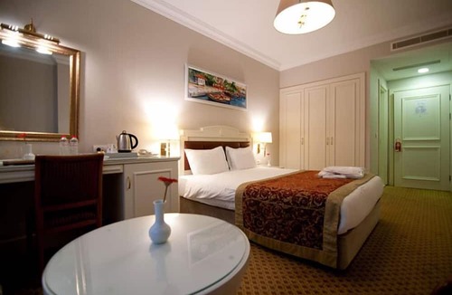 Gumussuyu Mahallesi Hotel | Taksim Metropark Hotel