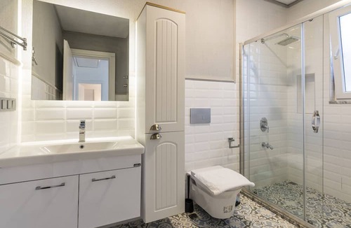 Dalyan Villa | Luxury 4 bedroom Private Villa Near The Dalyan River with Disabled Bathroom&Room