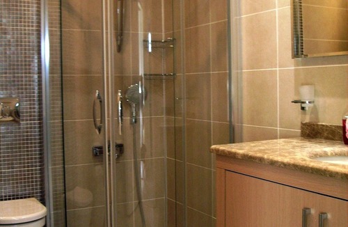 Sorgun Mahallesi Villa | Luxurious villa with pool and sea views