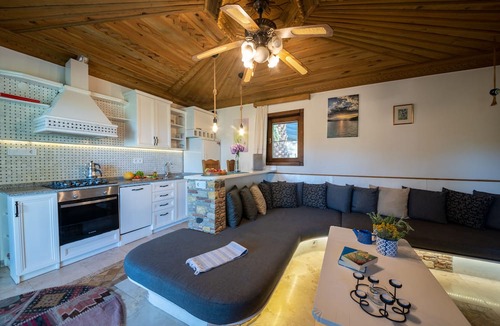 Marmaris City Center Villa | Villa Gizli Akyaka Daily Weekly Rentals