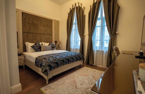 Bandirma Hotel | Bandırma Palas Hotel