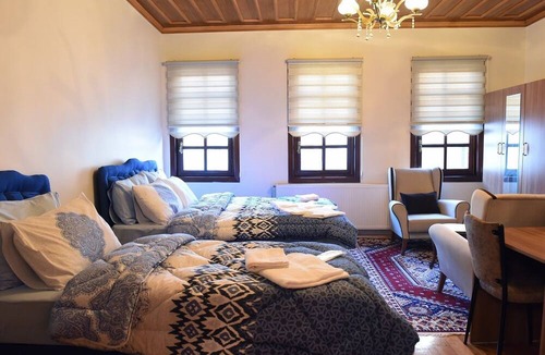 Mudanya Hotel | Oz Butik Otel Antik Kent Myrleia
