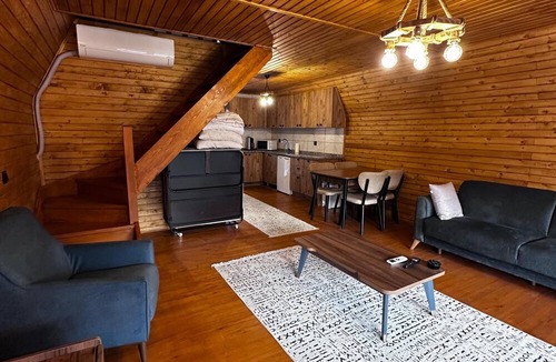 Kasustu Ski Chalet | QZEN BUNGALOW