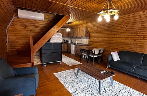 Kasustu Ski Chalet | QZEN BUNGALOW