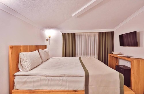 Akcakoca Hotel | Livadi Jur