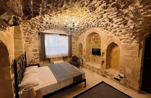 Artuklu Hotel | Sümerler Konağı