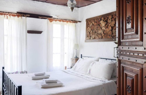 Sirince House | Nikbin Retreat