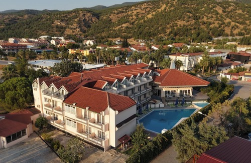 Karahayit Hotel | VILLA LYCUS TERMAL OTEL