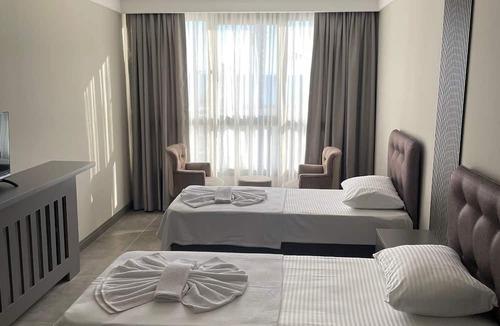 Akcay Bed & Breakfast | Grand Cennet Beach Hotel