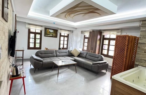Usak House | Konak Asil