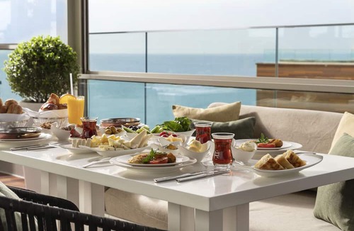 Bakırkoy Hotel | Crowne Plaza Istanbul Florya by IHG