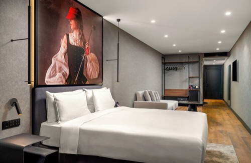 Bornova Hotel | Radisson RED Izmir Point Bornova