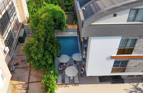 Konyaalti Condo | Solmare Suites