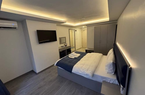 Ortakoy Hotel | Refletion of the Bosphorus