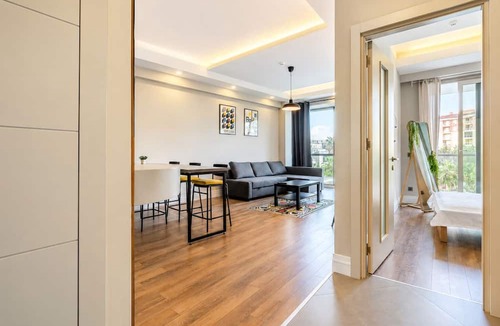 Lara Condo | Maxihomes Sirella