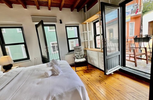 Balat Villa | The Wooden 17