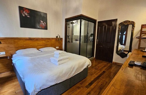 Rasimpasa Hotel | Mahzen Otel