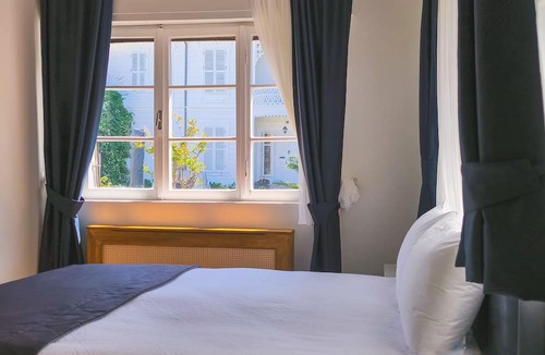 Adalar Bed & Breakfast | Palm Villa