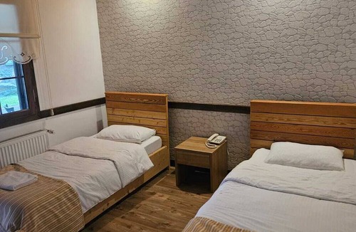 Golcuk Hotel | DEĞİRMENBAŞI OTEL & RESTORAN