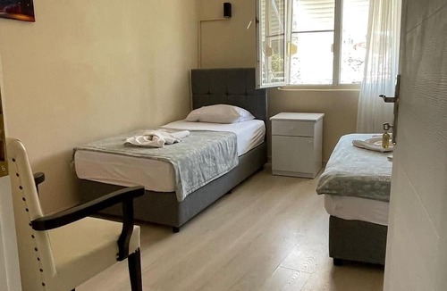 Ayvalik City Center House | Almina Kantarcı Pansiyon