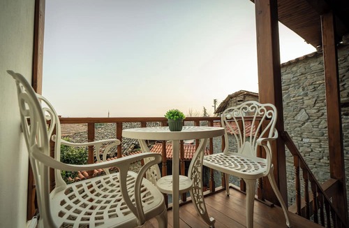 Birgi House | FLORA BİRGİ TAŞ KONAK
