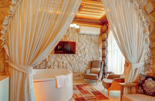 Ortahisar Hotel | Kasr-ı Kapadokya Cave Suites