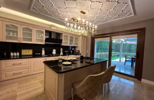 Sapanca Villa | Aydın Villa & Nil Accommodation(HOT POOL)nn