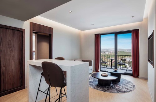 Cerkesli Hotel | Golden Tulip Gebkim Kocaeli