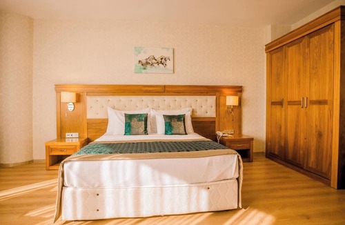 Mezetli Hotel | LİVA HOTEL MERSİN