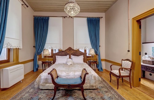 Urla Hotel | Mitera 1905