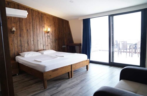 Lapseki Hotel | ASTROİA OTEL & BİLİM KAMPI