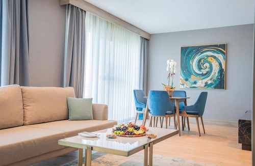 Zeytinburnu Hotel | Radisson Hotel Istanbul Merter