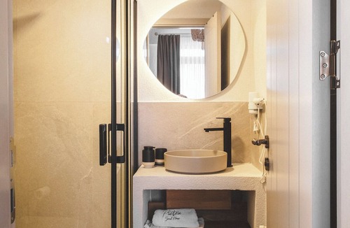 Urla Hotel | Pietra Social House