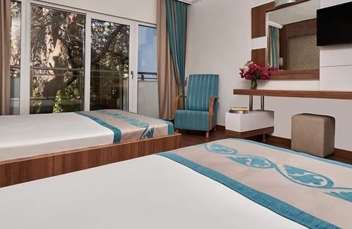 Titreyengol Hotel | Luca Beach Sorgun Hotel
