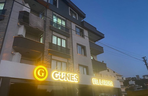 Altinova Hotel | Güneş Otel Pansiyon