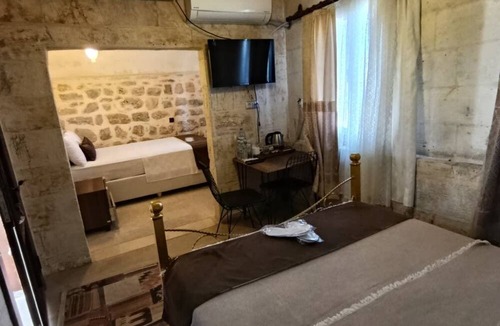 Artuklu Cabin | Babussor konağı