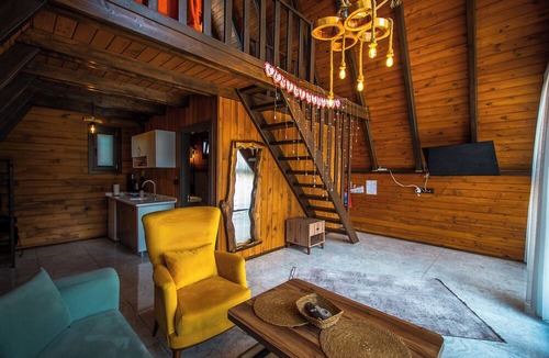 Sapanca Bed & Breakfast | Gezegen Bungalow