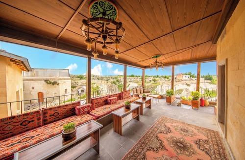 Mustafapasa Hotel | world cave house