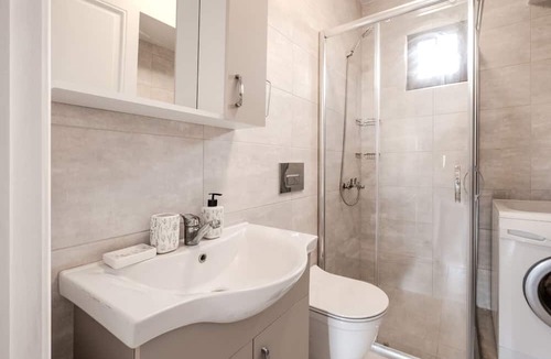Bozcaada Cottage | House w/ Garden 5 min to Tuzburnu Bay in Bozcaada