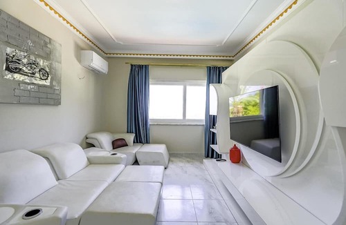 Demirtas Villa | Sea View Terrace Big Villa w Pool 5 min to Beach