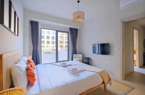 Serdivan Apartment | Panora - Stunning 2BR Apt w/ Balcony