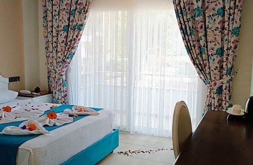Buyukeceli Hotel | POLARİS HAYAT MOTEL