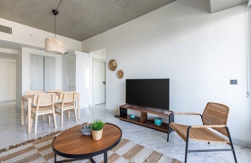 Bomonti Apartment | This apartment is a 2 bedroom(s), 1 bathrooms, located in Şişli, İstanbul.
