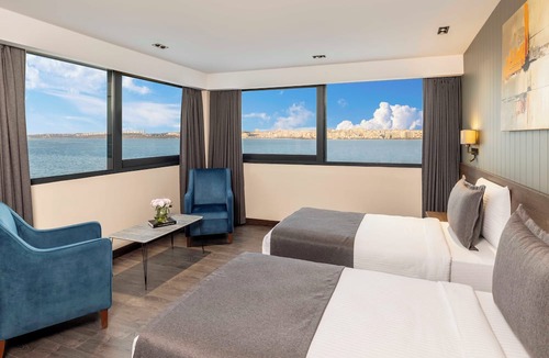 Avcilar Hotel | Ezkar Bathonea Art İstanbul Hotel