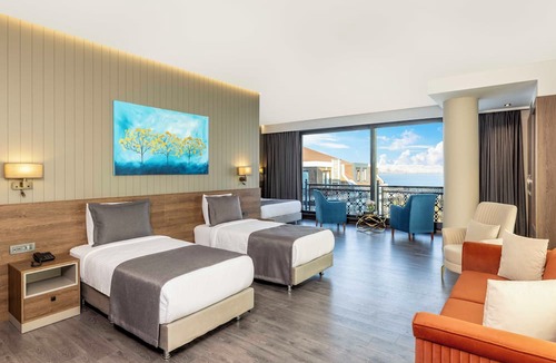 Avcilar Hotel | Ezkar Bathonea Art İstanbul Hotel