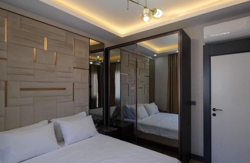 Lara Apartment | Rüzgar Luxury: Pool - Meerblick
