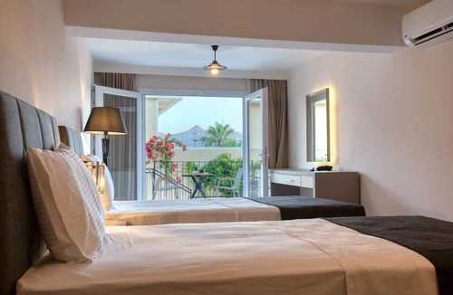Yalikavak Apartment | 2-1 Apartment on the beach in Yalikavak