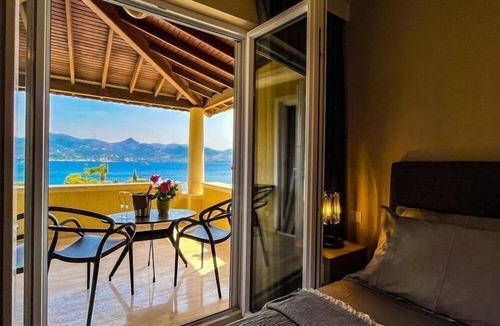 Yalikavak Apartment | 2-1 Apartment on the beach in Yalikavak