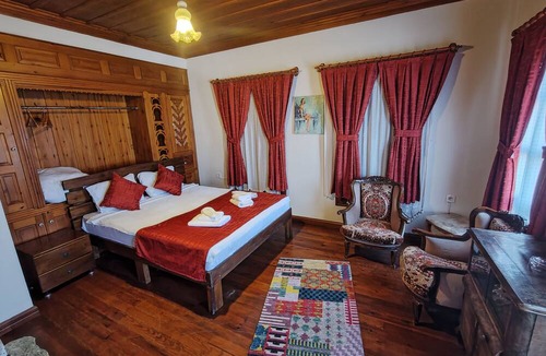 Sirince Hotel | Taş konak Manolya