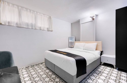 Kabatas House | Flat 5 min to Galata Tower, Istiklal and Bosphorus